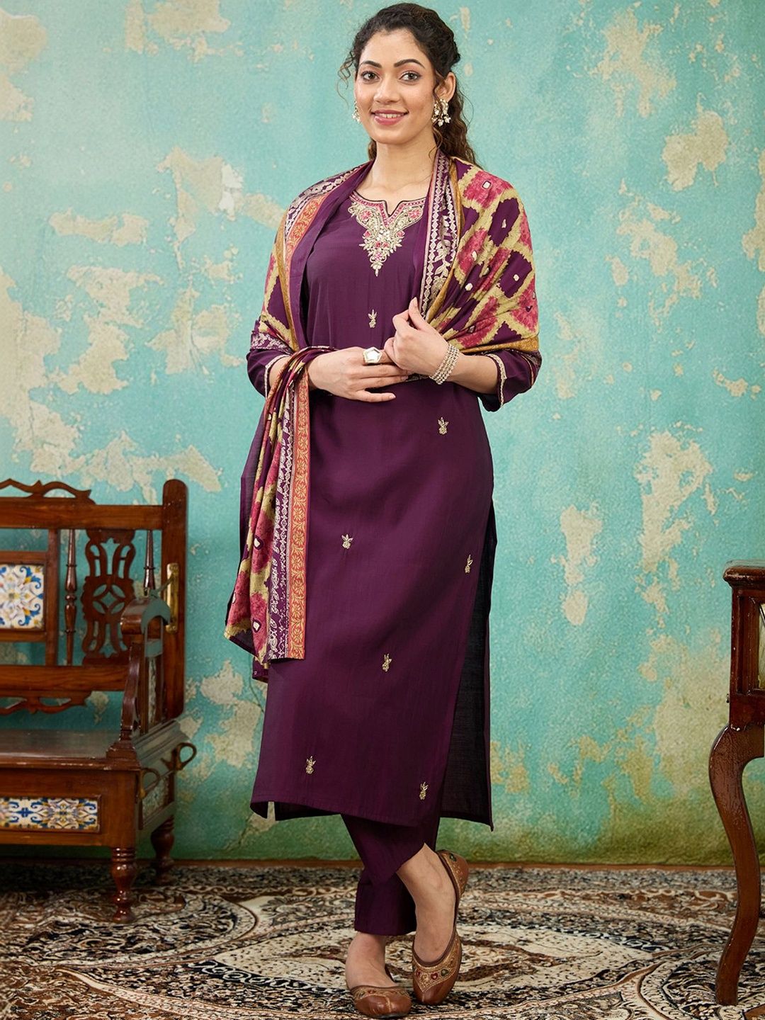Koskii Women Regular Raw Silk Kurti With Trousers & Dupatta-picture-52
