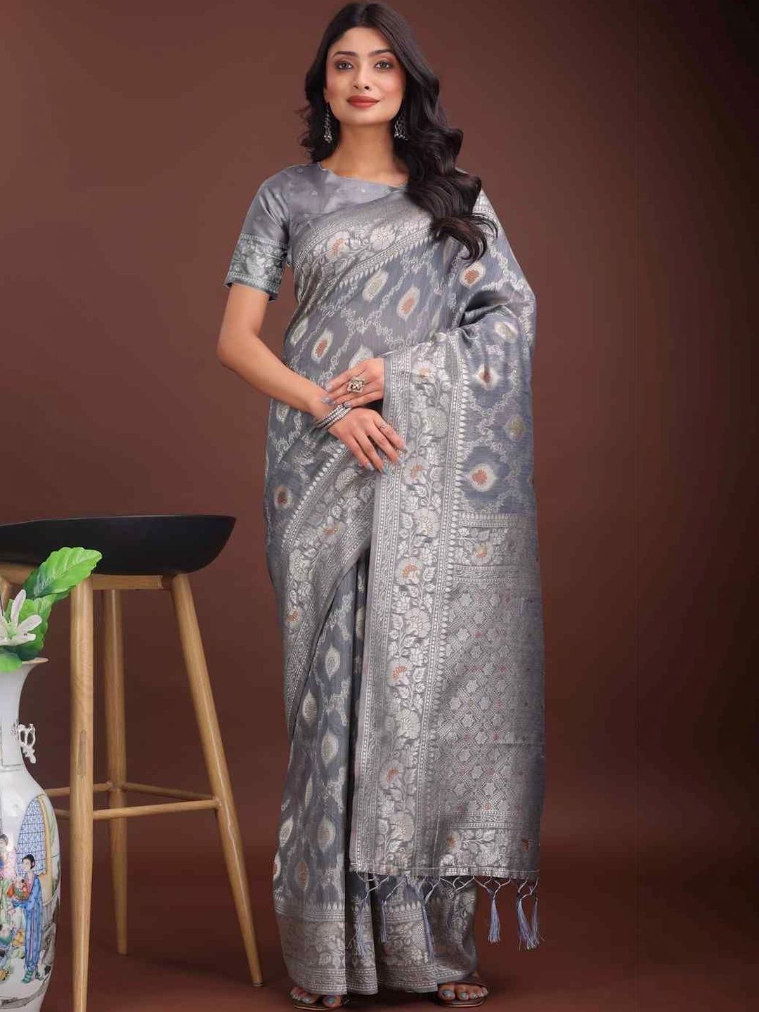 HERE&NOW Ethnic Motifs Zari Linen Blend Handloom Saree-picture-23