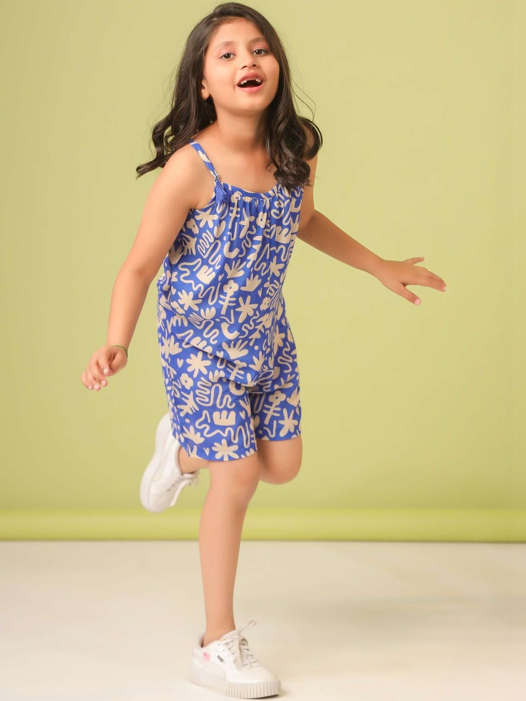 The Little Trunk Girls Printed Jumpsuit-picture-16