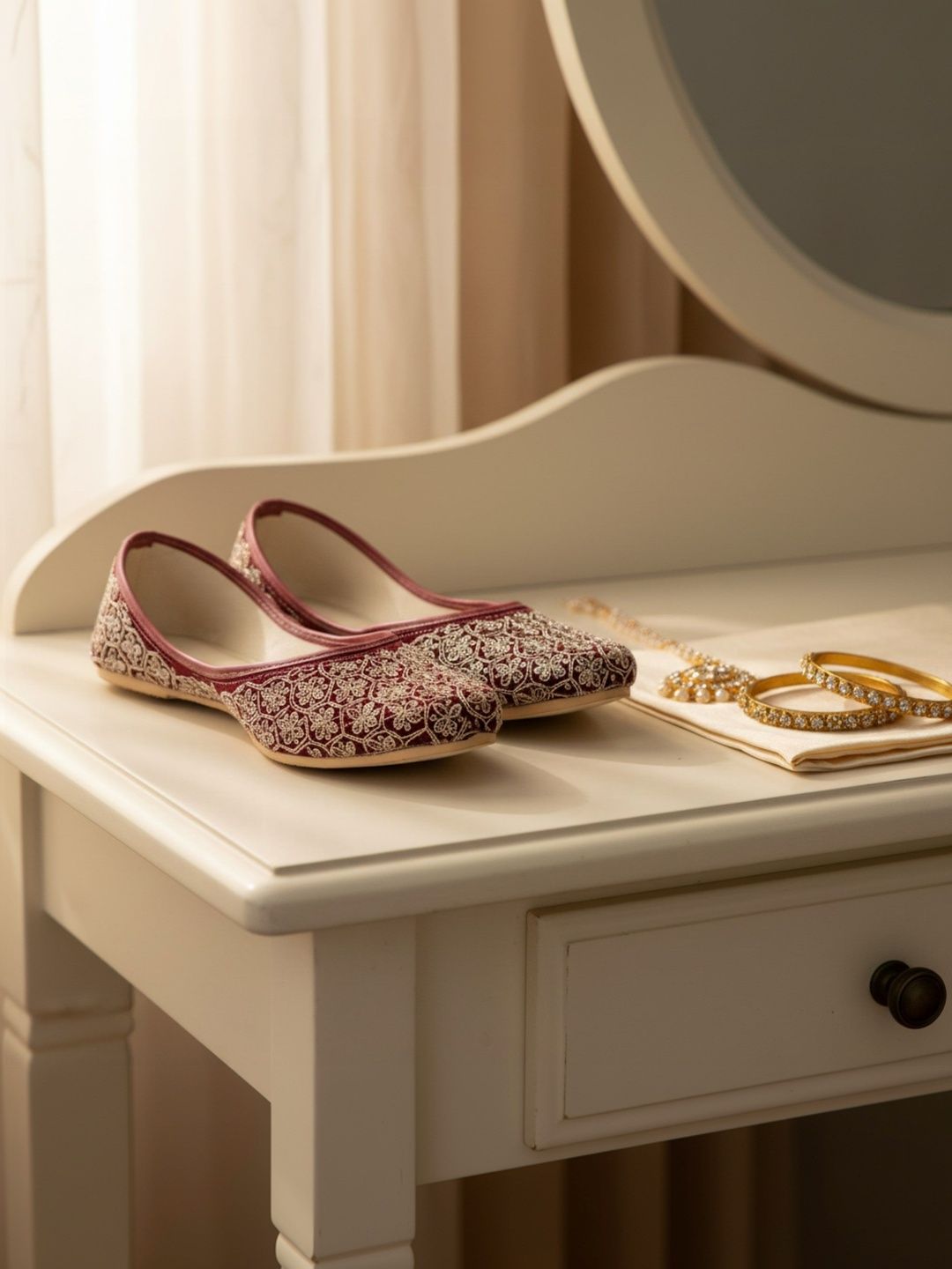 Anouk Women Embellished Party Mojaris with Embroidered Flats-picture-23