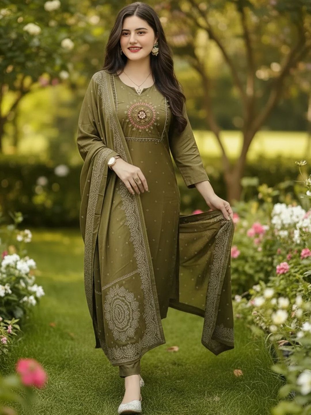 Women Regular Thread Work Velvet Kurta with Trousers & With Dupatta main image 1