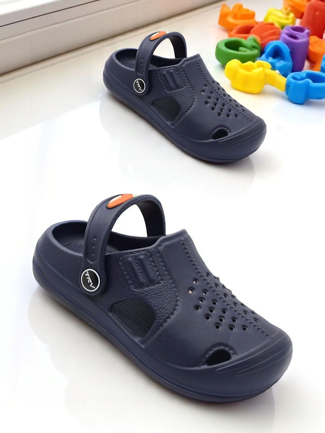 TRV Unisex Kids Clogs Sandals-picture-18