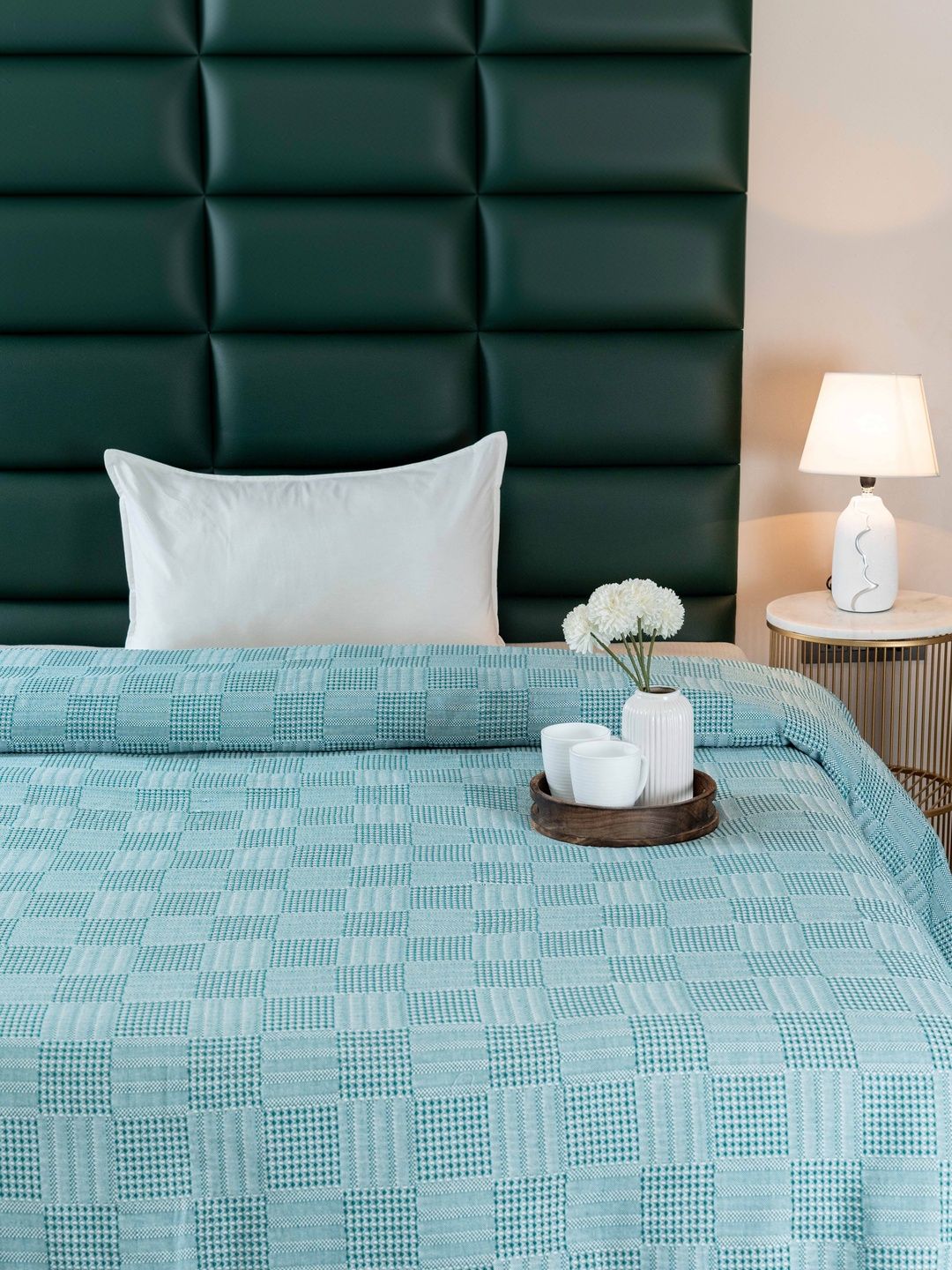 Saral Home Turquoise Blue Geometric 300 TC King Bedsheet with 1 Pillow Covers-picture-35