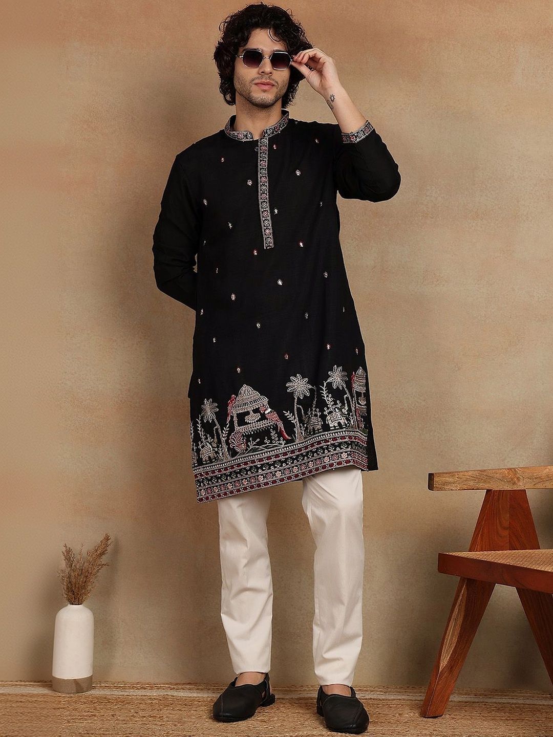 House of Pataudi Embroidered Mandarin Collar Knee Length Straight Kurta-picture-37