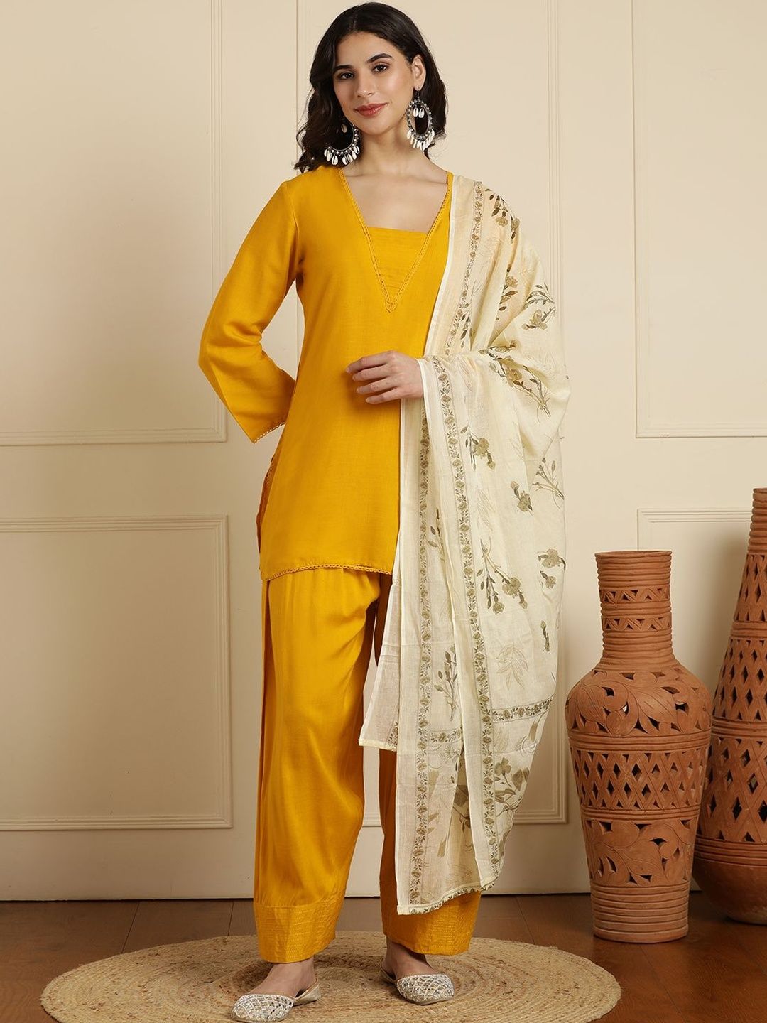 Anouk Women Ethnic Motifs Regular Kurta with Patiala & With Dupatta-picture-40