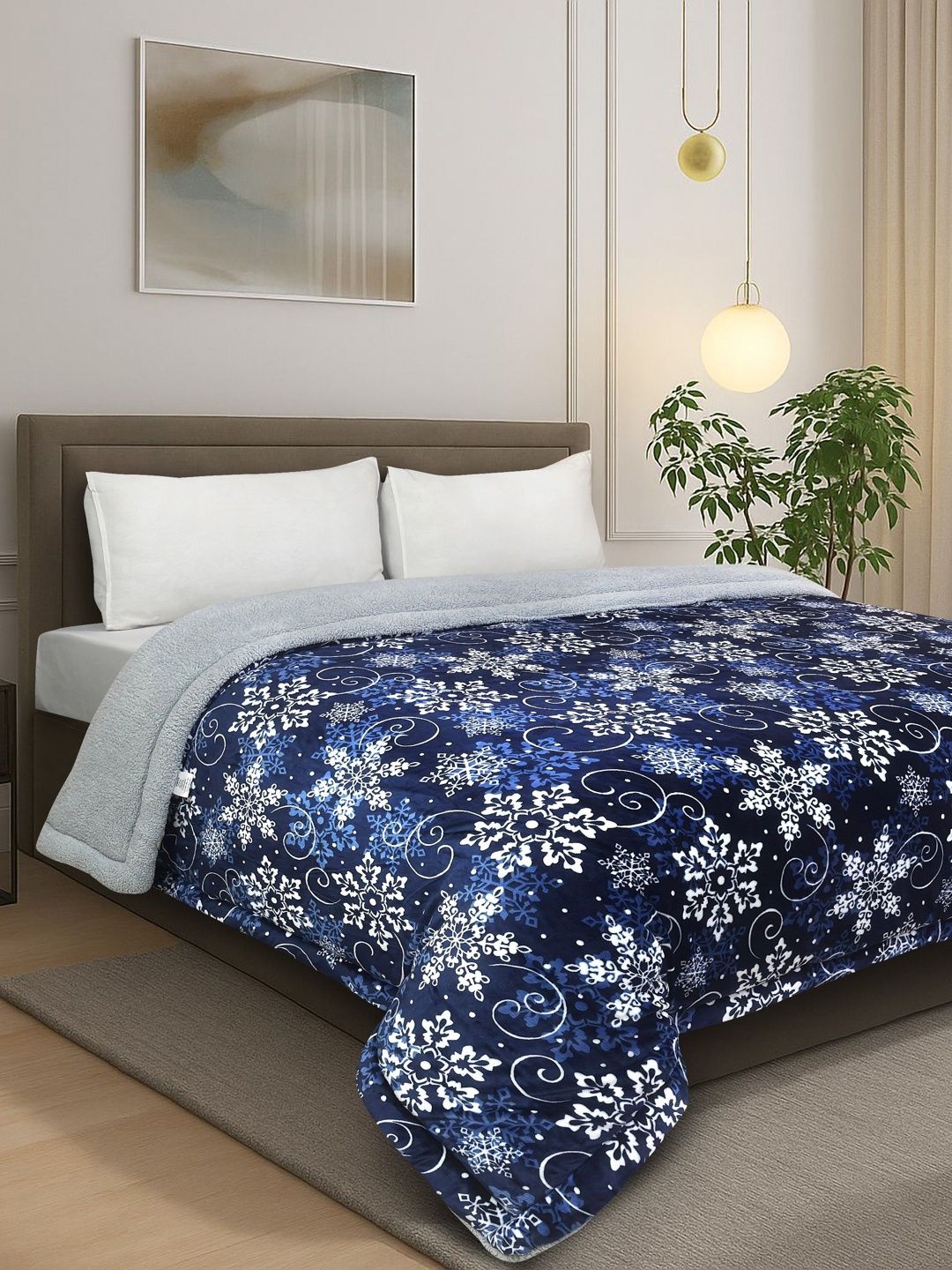 Signature Navy Blue & Navy Blue Floral Heavy Winter Blanket-image-7