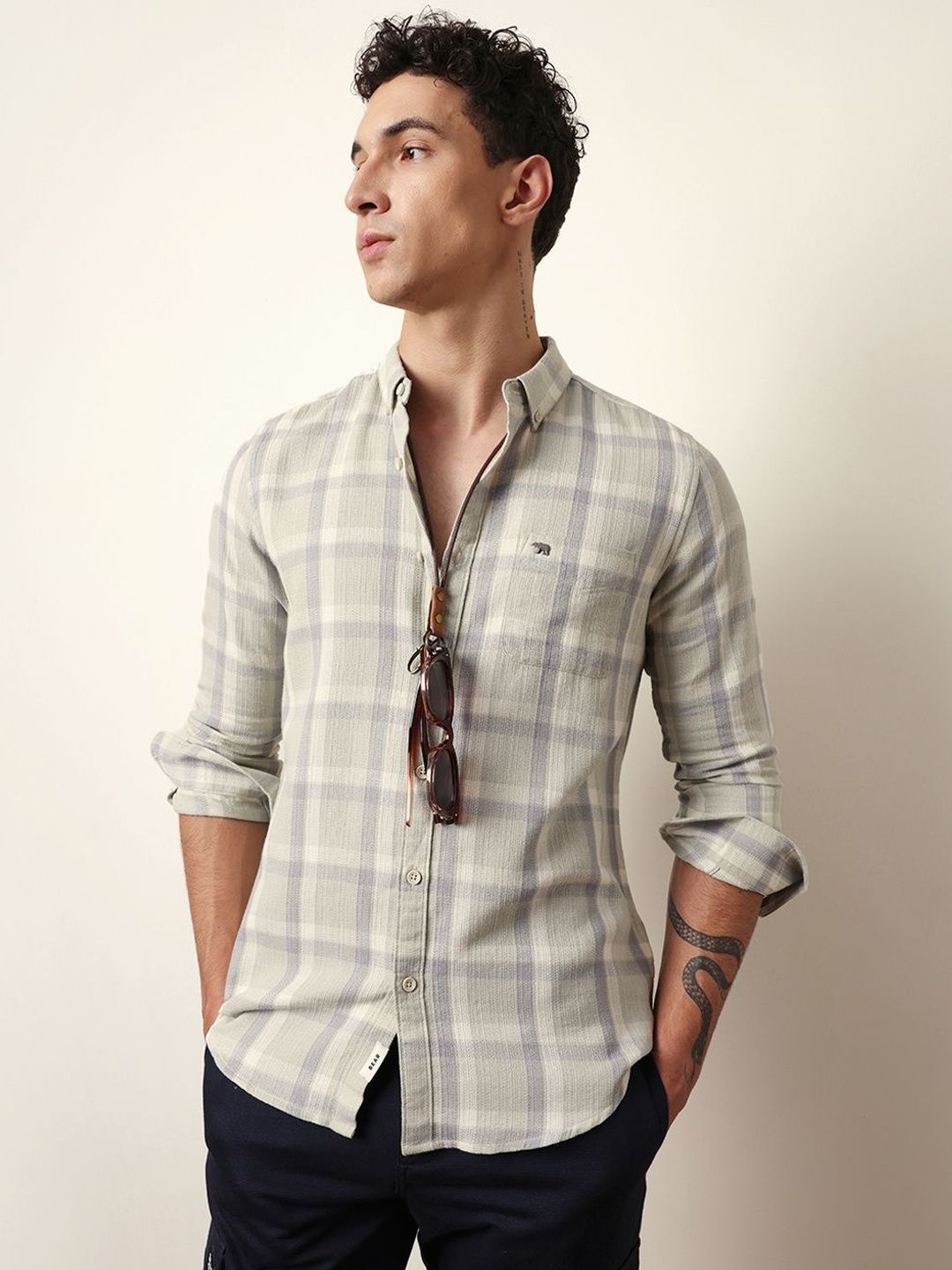 THE BEAR HOUSE Men Slim Fit Checked Casual Shirt-picture-38