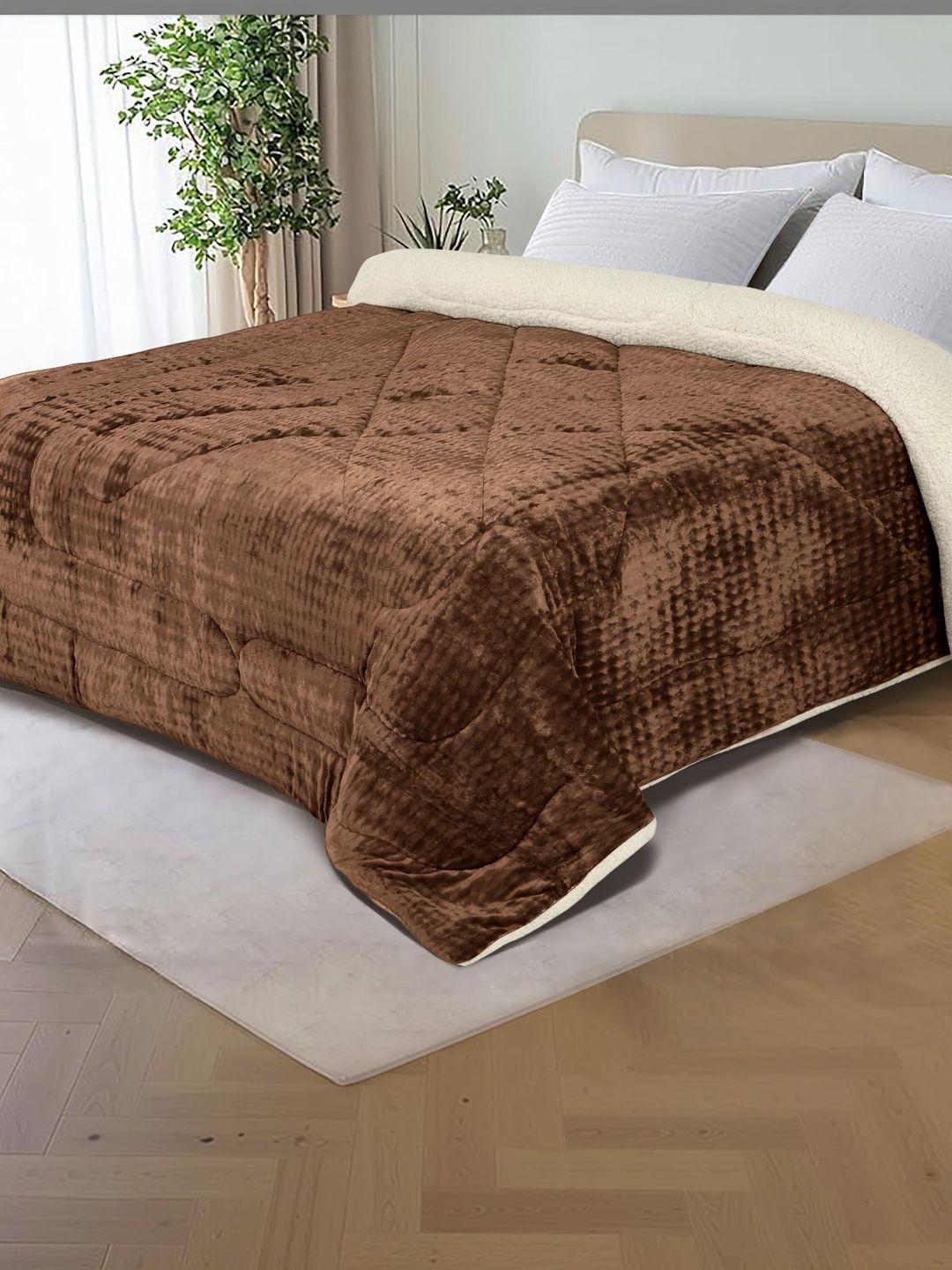 Nivasam Brown & Brown Microfiber Heavy Winter Quilt-image-30