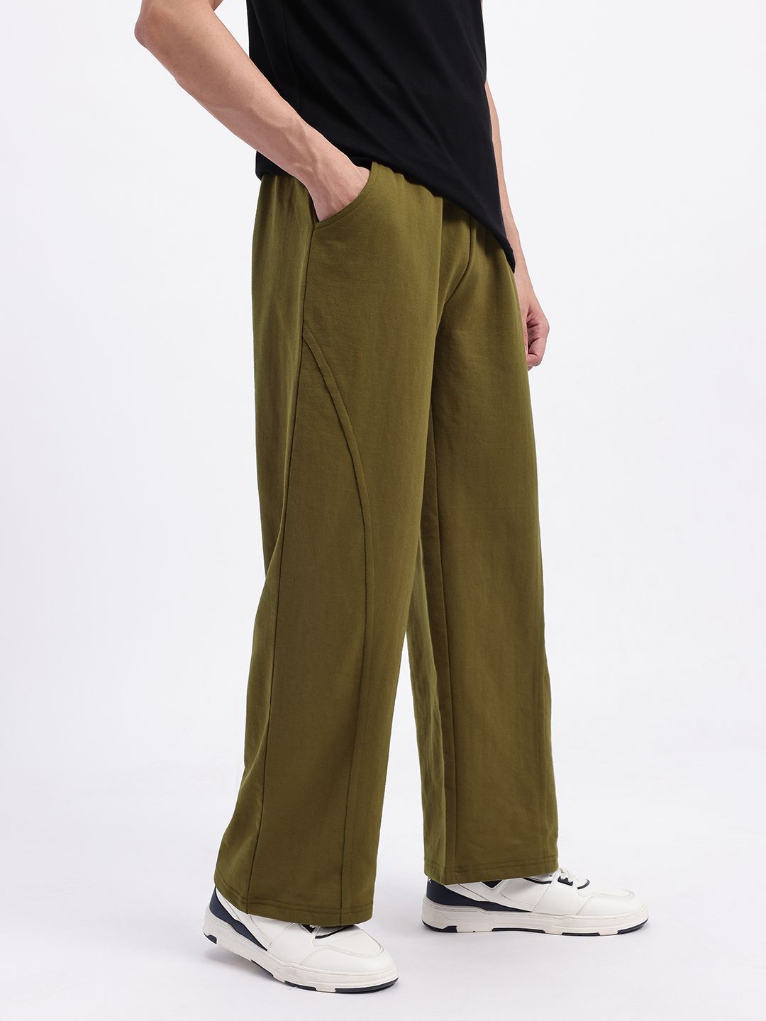 glitchez Men Mid-Rise Baggy Fit Front Seam Fleece Track Pants-image-13