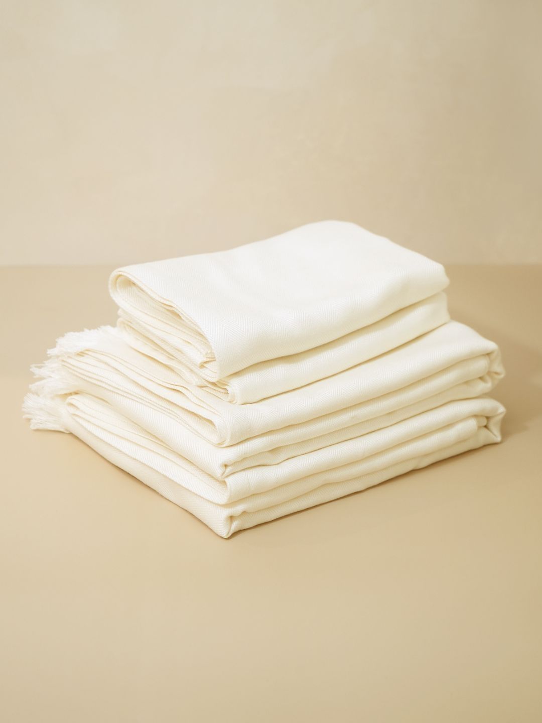 DEBAANS White & Cream-Coloured 4 Piece Other 250 GSM Towel Set-image-31