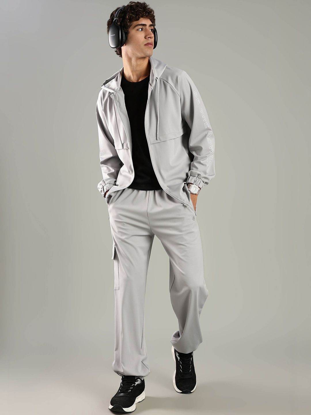 DOMIN8 Men Typography Lightweight Running Sporty Jacket-picture-44