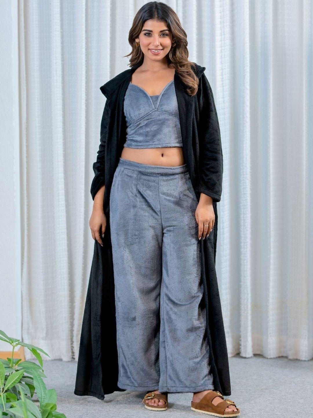 FEATHERS CLOSET Maxi Night suits-picture-42