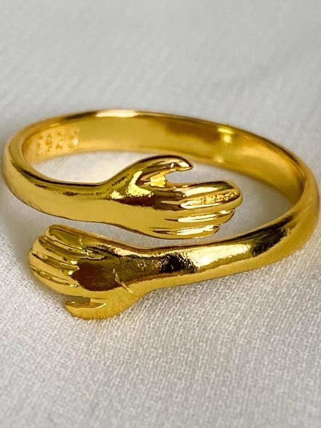 TheVineGirl Gold-Plated Hug Finger Ring-image-8