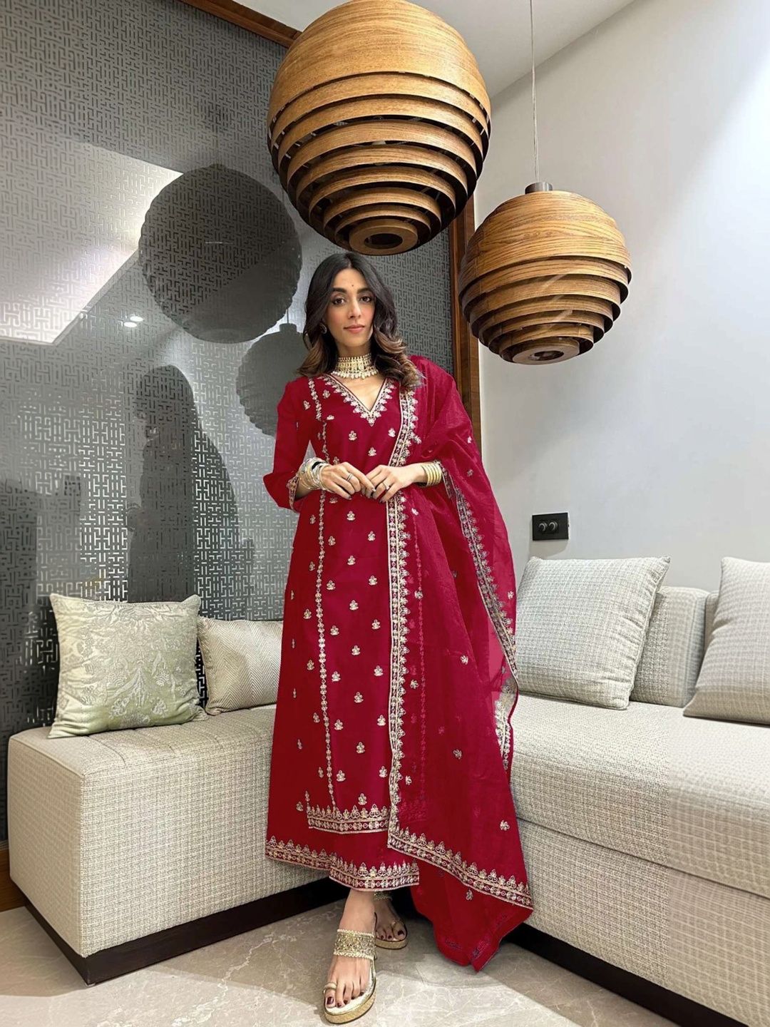 FANCIFLAIR Women Ethnic Motifs Embroidered Regular Thread Work Kurta with Palazzos & With Dupatta-picture-37