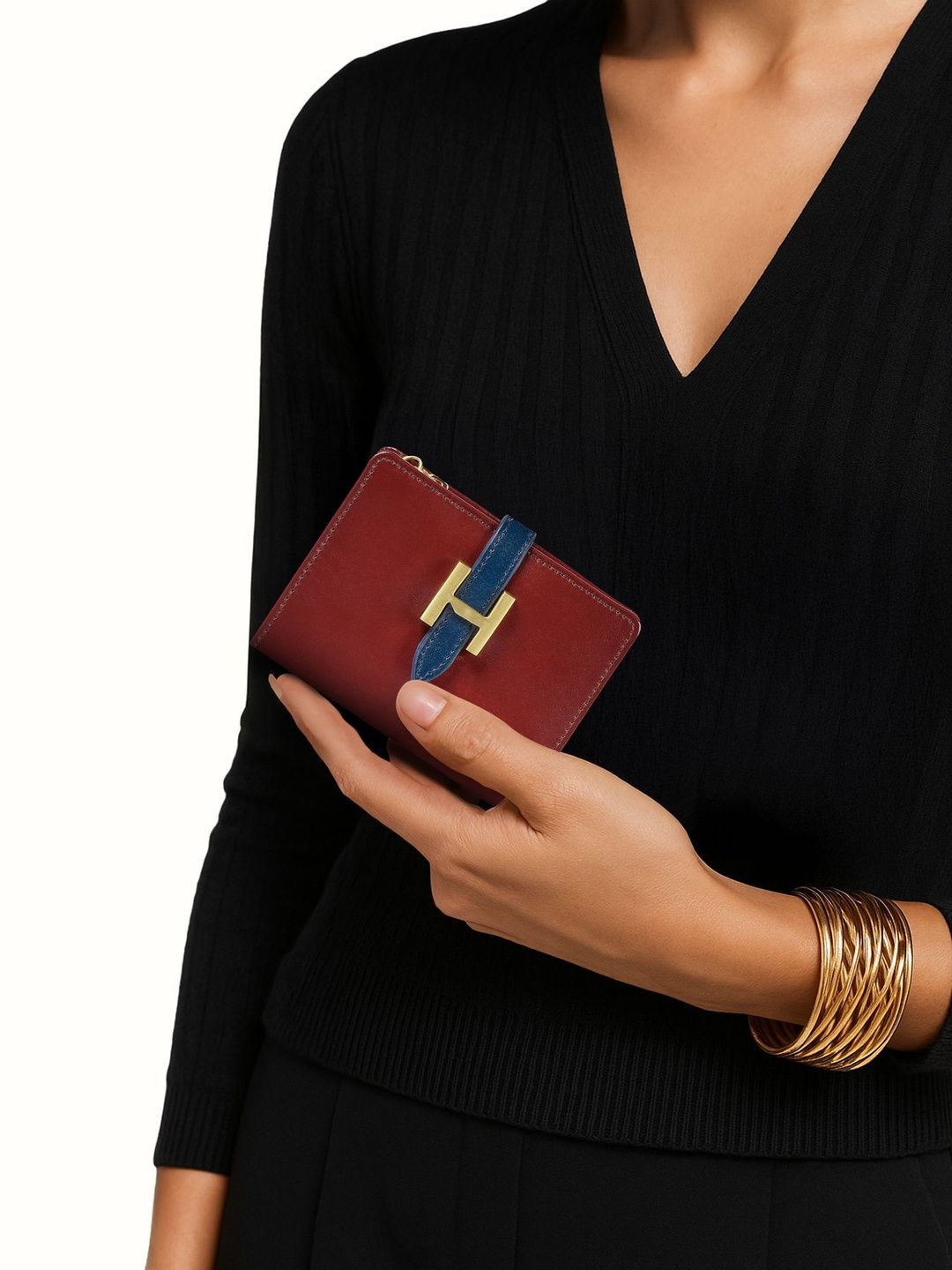 Hidesign Women Buckle Detail Leather Two Fold Wallet-image-37