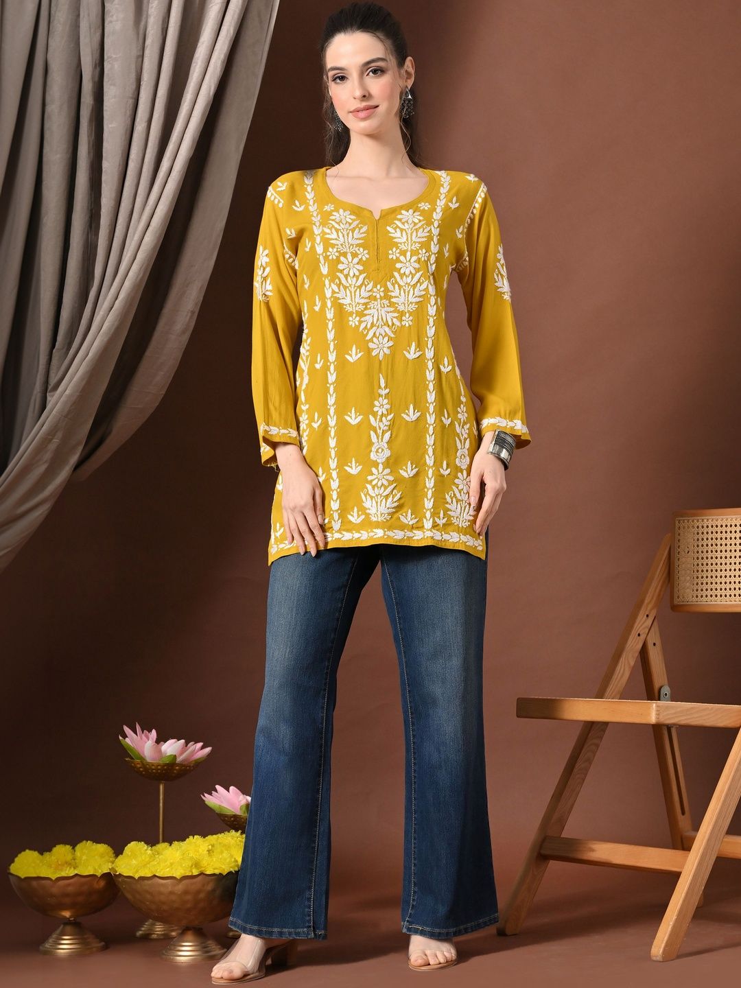 Syrish Floral Embroidered V-Neck Chikankari Handloom Chikankari Kurti-image-20
