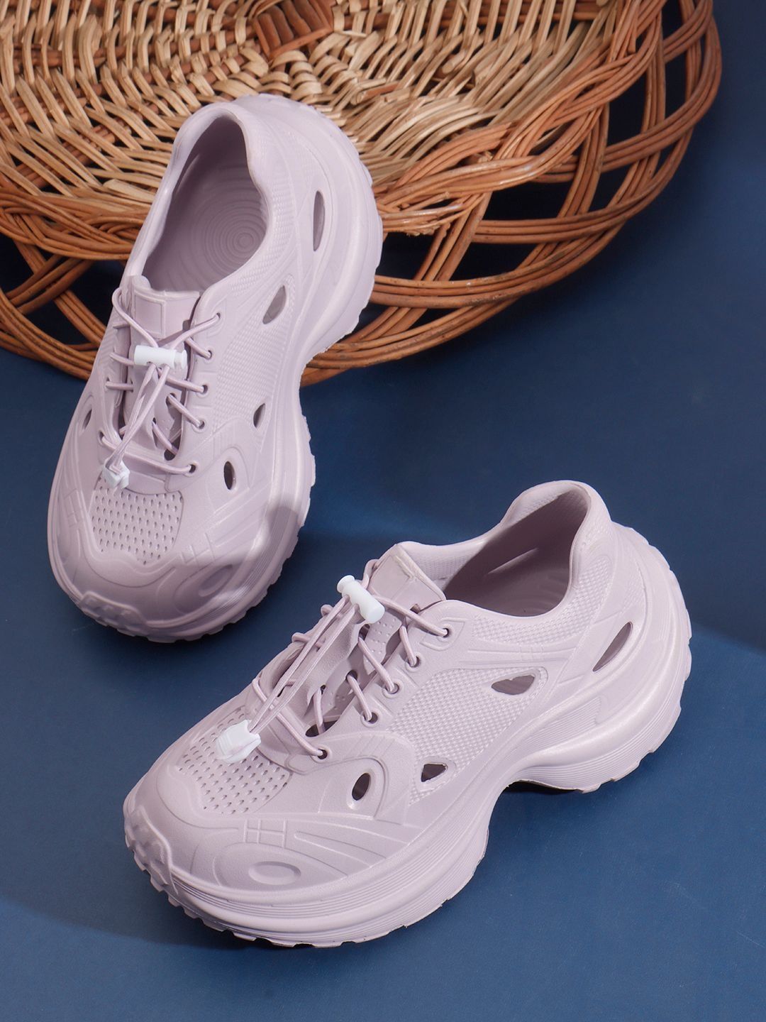 The Roadster Lifestyle Co Women Clogs Flip Flops-picture-23