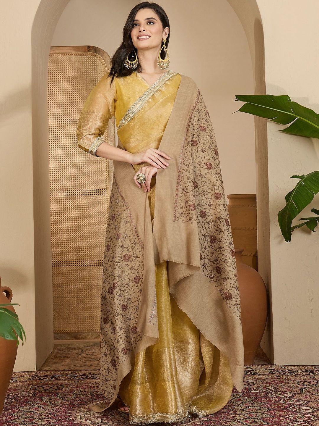Sangria Ethnic Motifs Woven Design Shawl-picture-13