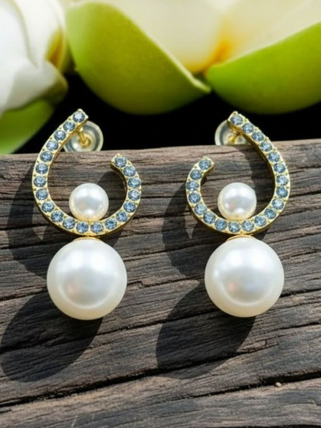 DressBerry Geometric Drop Earrings-picture-11