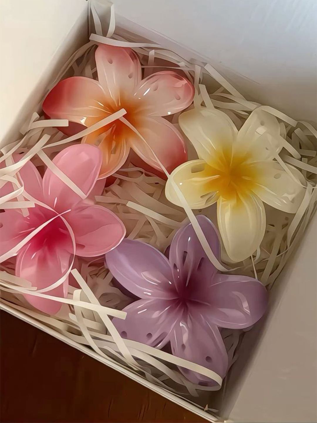 Elecsera Pack of 4 Floral Shaped Claw Clip-picture-6