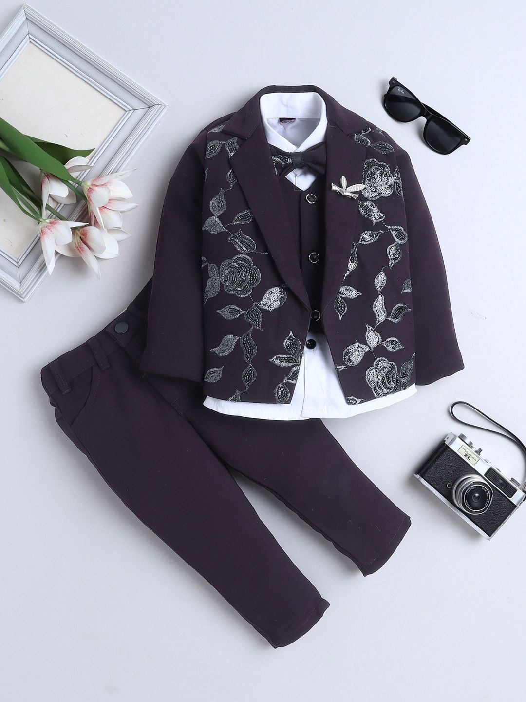FOURFOLDS Boys Single-Breasted Three-Piece Suit With Bow-picture-10