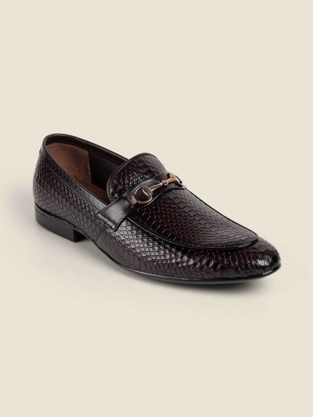Metro Men Textured Leather Formal Loafers-picture-31