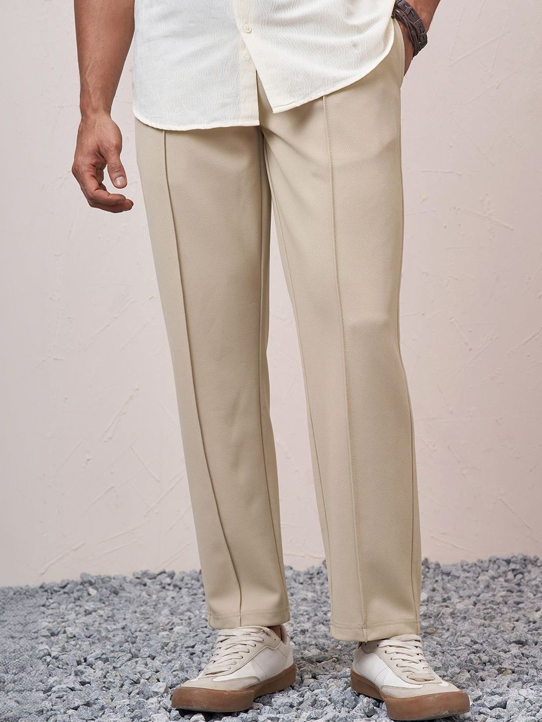 HIGHLANDER Men Pleated Trousers-picture-10