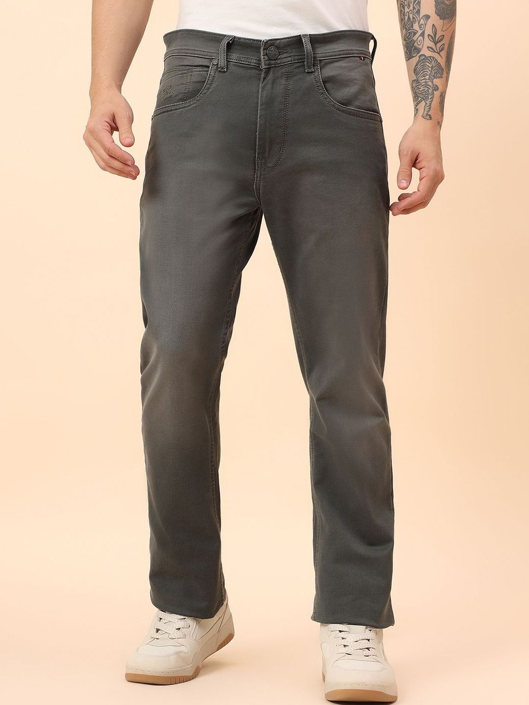 Cantabil Men Comfort Regular Fit Mid-Rise Light Fade Stretchable Jeans-picture-23