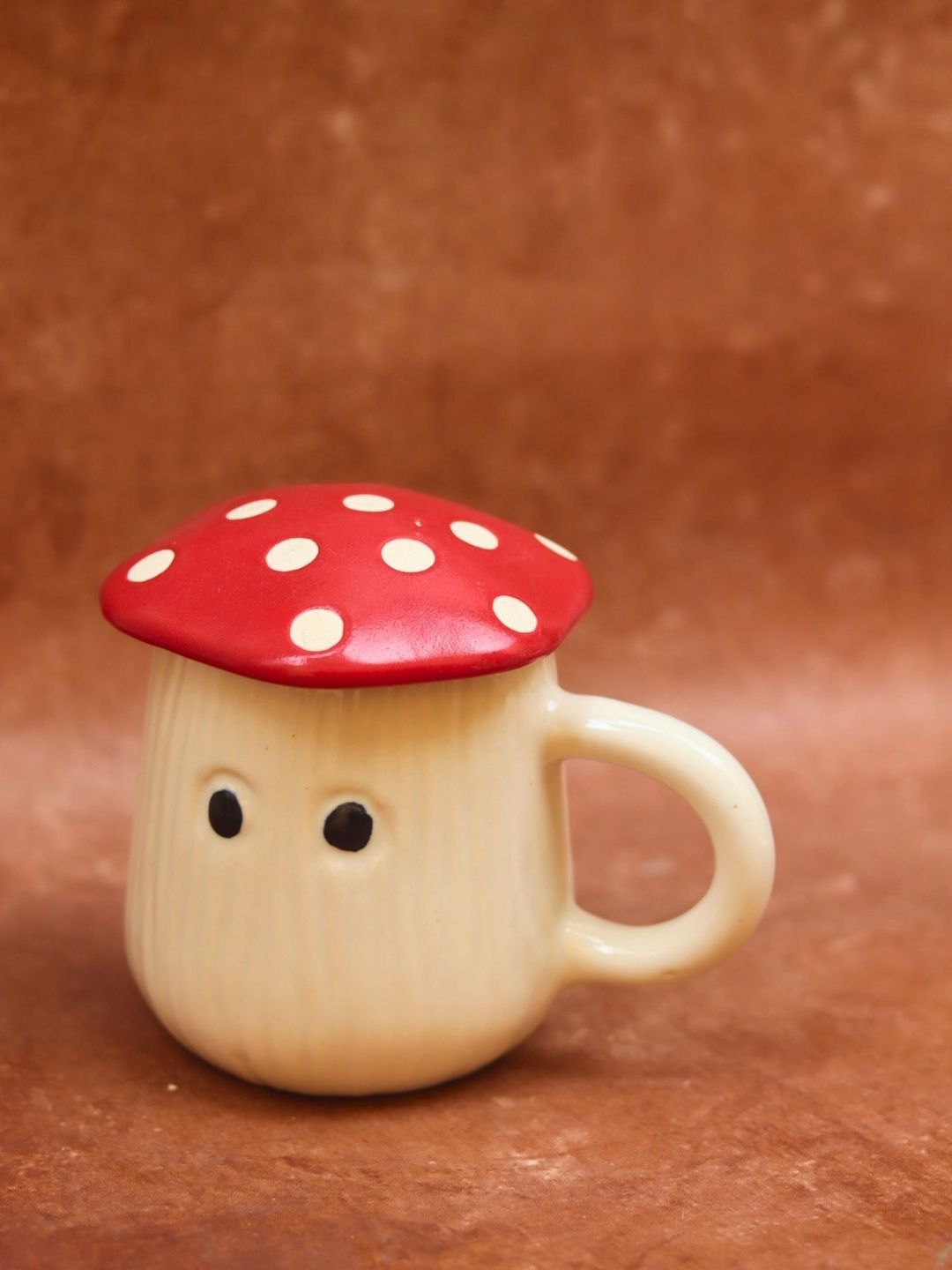 WEAVING HOMES White & Red Printed Ceramic Glossy Mushroom Mug With lid-image-38