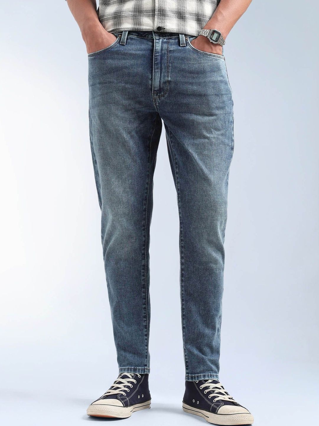 Flying Machine Men Relaxed Fit Mid-Rise Light Fade Stretchable Jeans-picture-13