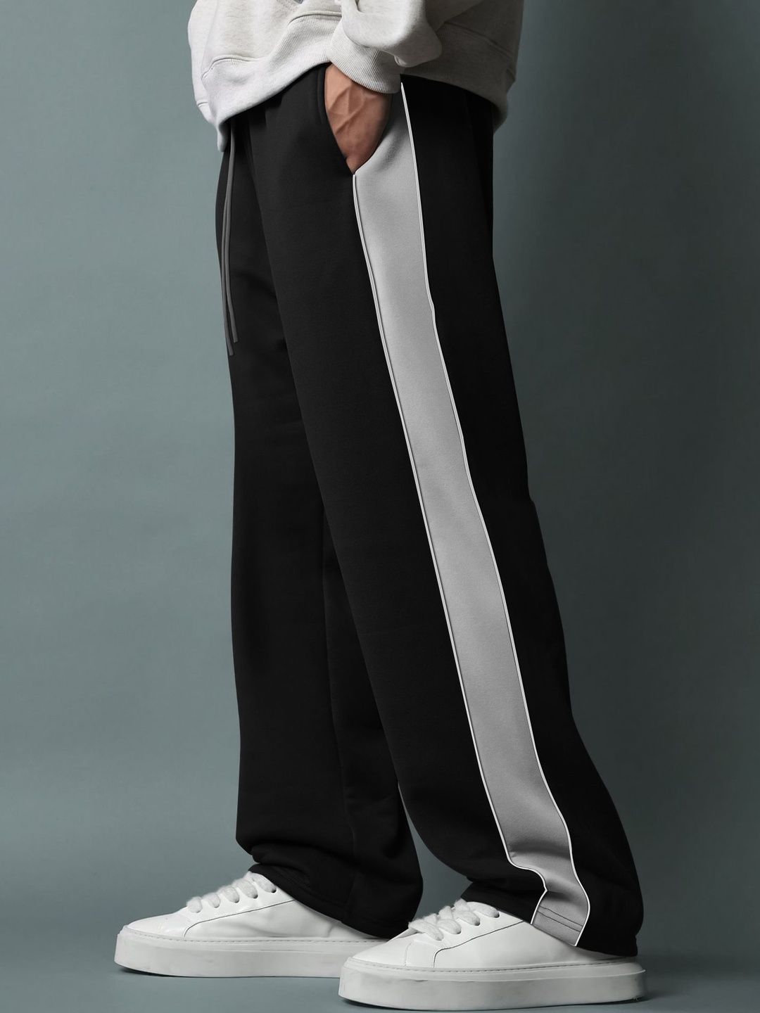 JUMPCUTS Men Baggy-Fit Joggers-picture-51