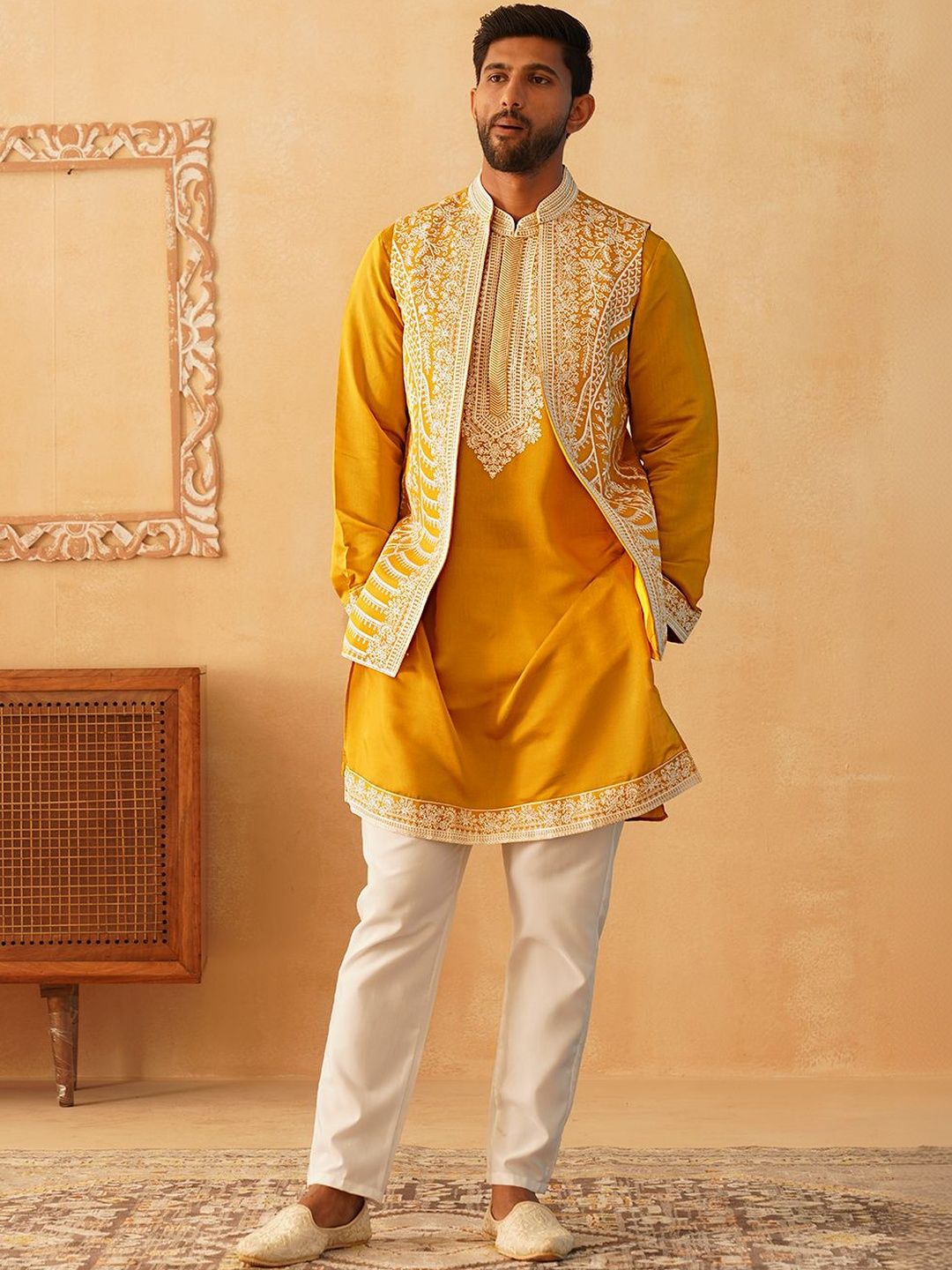 Jompers Men Regular Thread Work Kurta with Trousers