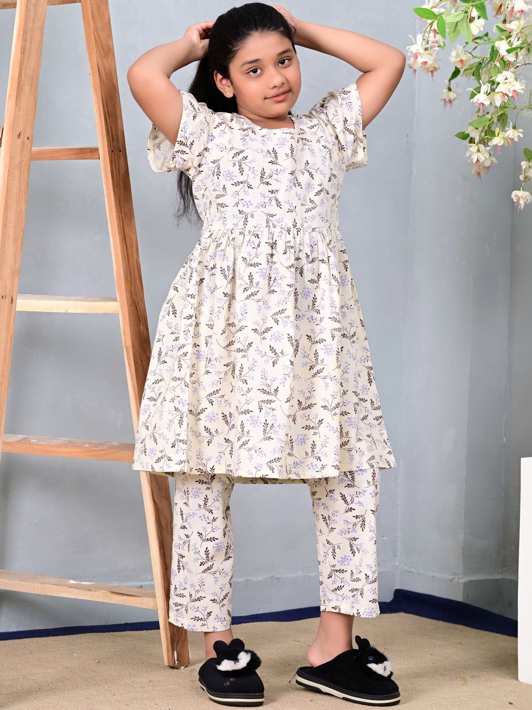 Miss & Chief Girls Floral Printed Regular Pure Cotton Kurti with Trousers-picture-24