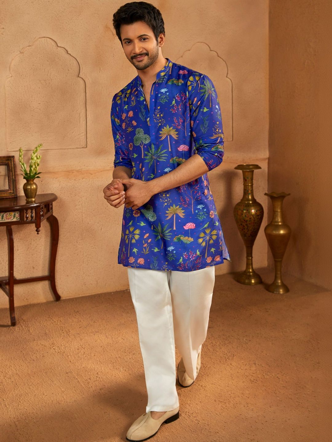 VASTRAMAY Men Floral Printed Regular Kurta with Trousers-picture-43