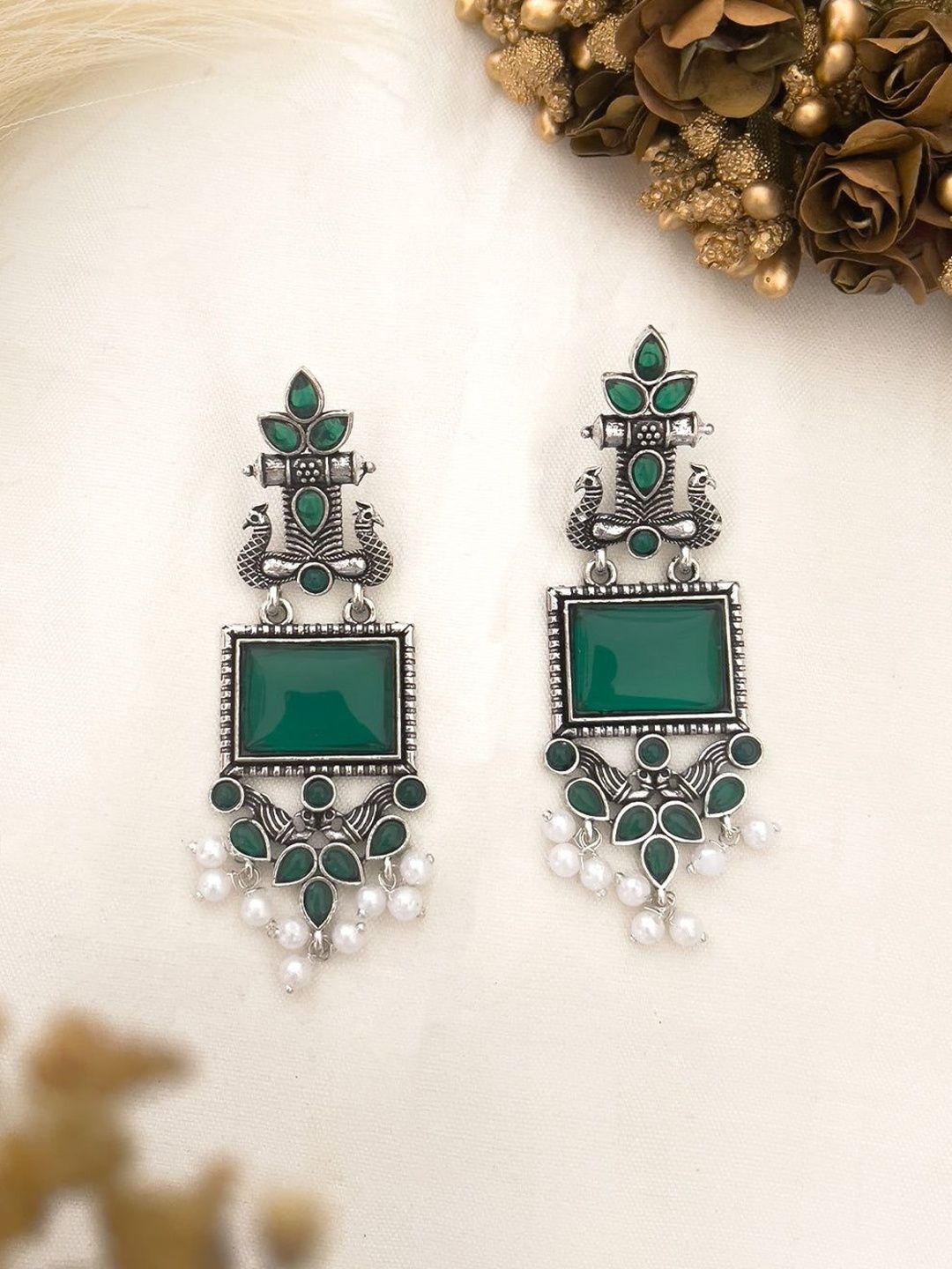 Tipsy closet Geometric Drop Earrings-picture-40