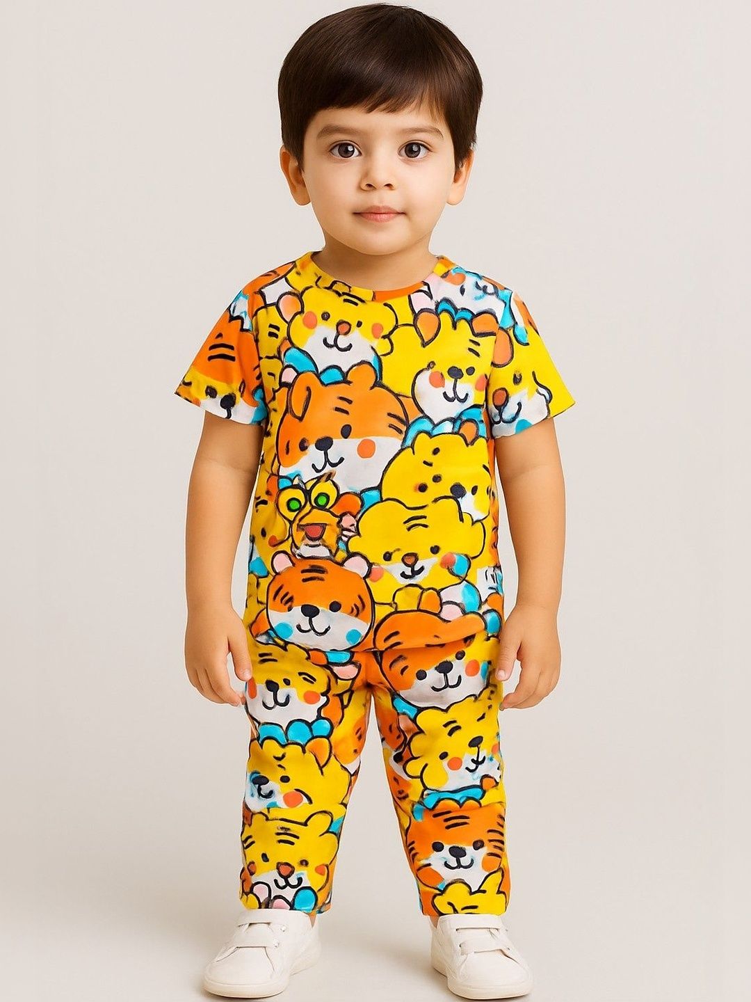 ALANTA Unisex Kids Printed T-shirt with Trousers-picture-31