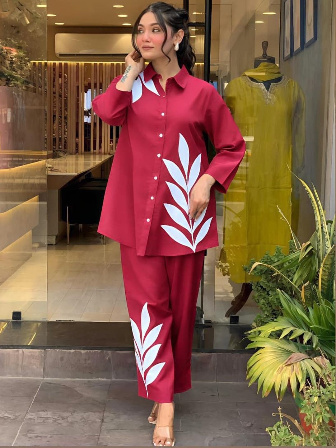 Jasoriya Women Floral Printed Regular Pure Cotton Kurta with Trousers-picture-17