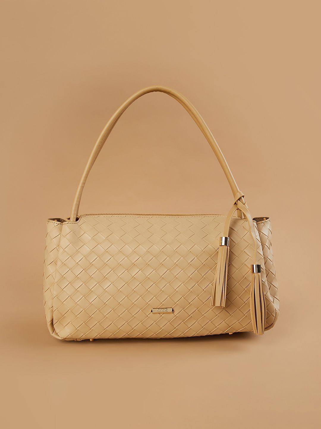 CODE by Lifestyle Textured Structured Handheld Bag with Tasselled-picture-49