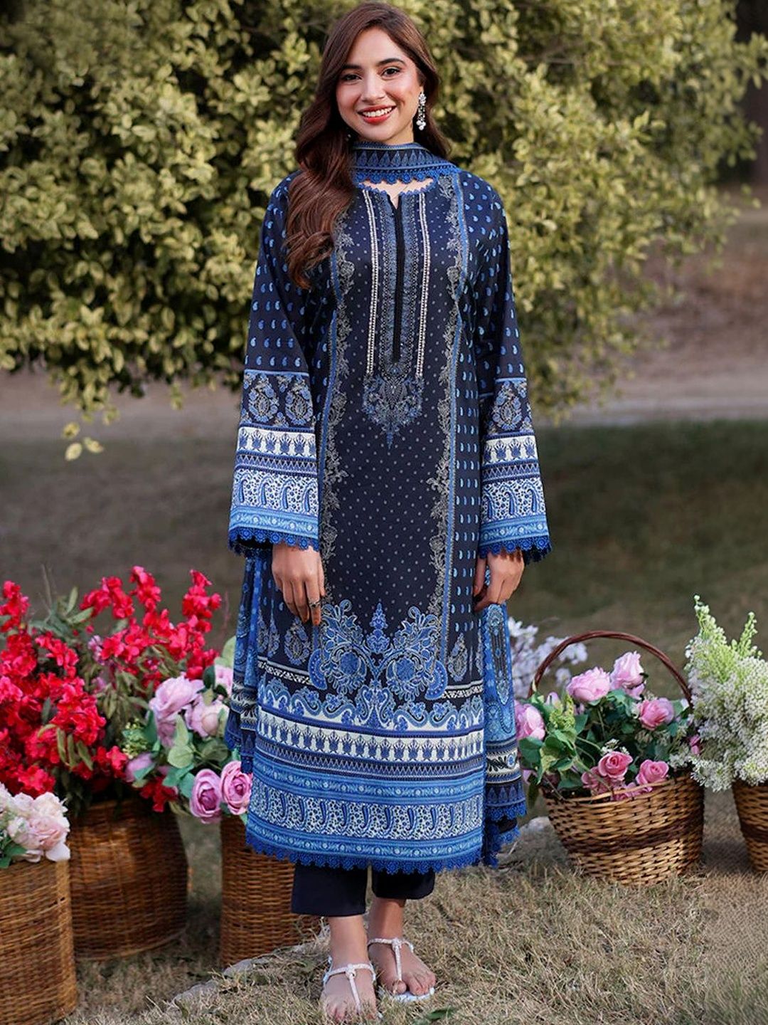 SZN Women Ethnic Motifs Printed Regular Kurta with Trousers & With Dupatta-image-33