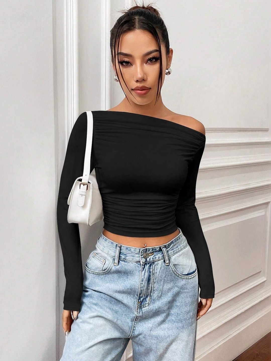 Stylecast X Slyck Off-Shoulder Crop Top-picture-57