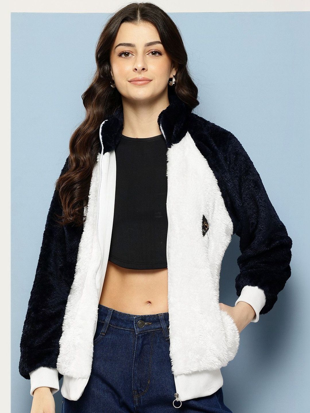 The Roadster Lifestyle Co Colourblocked Woolen Mock Collar Party Wear Jacket-image-25