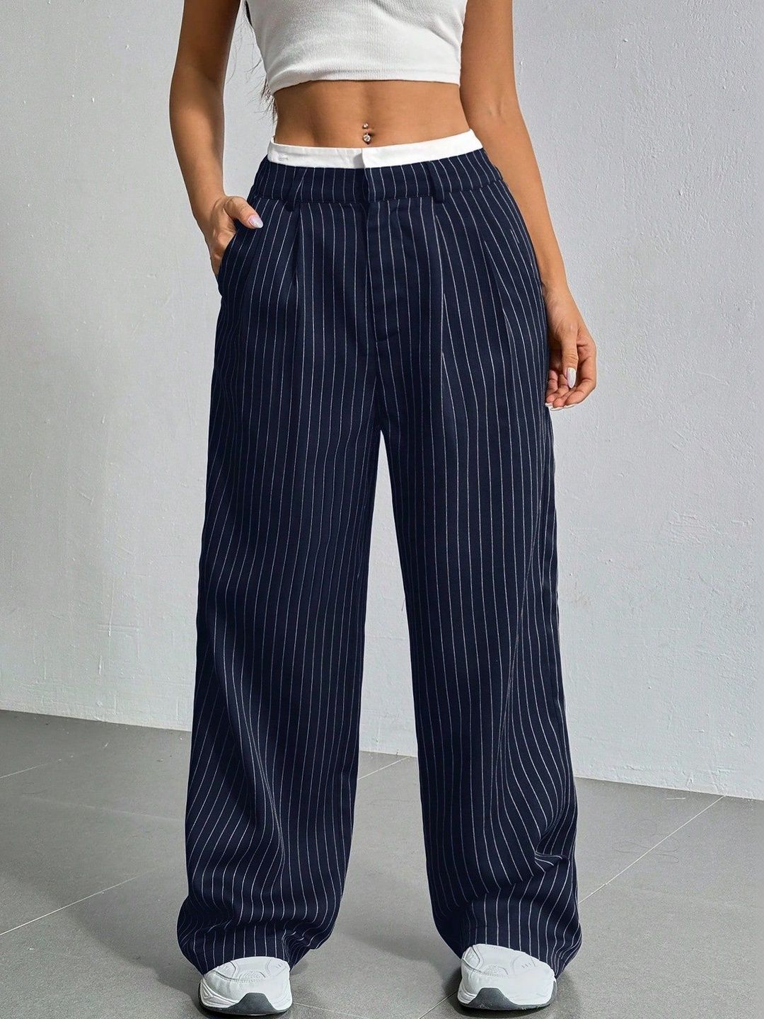 Off Duty India Women Striped High-Rise Trousers-picture-27