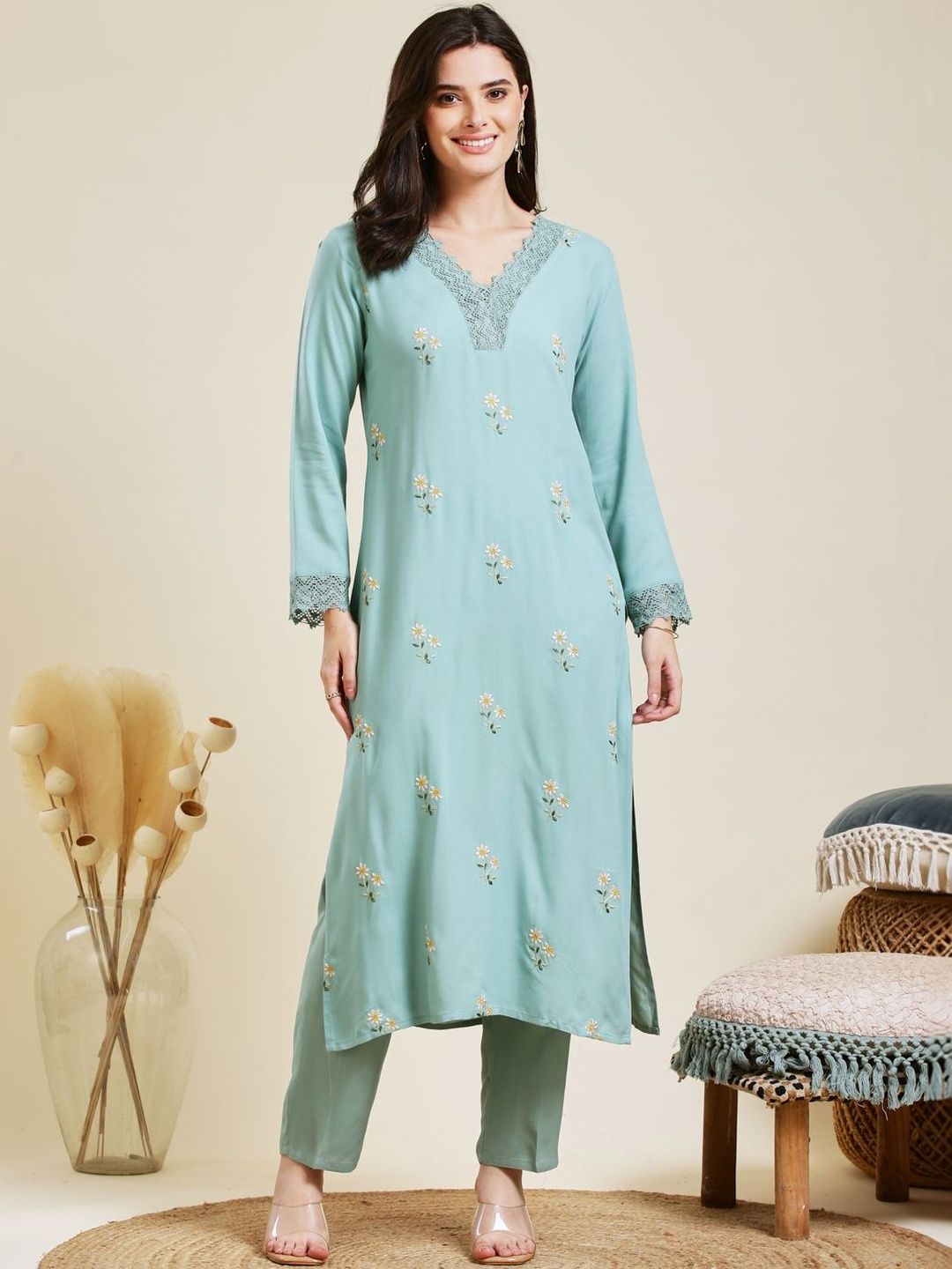 MOKOSH Women Embroidered Regular Thread Work Kurta with Trousers-picture-23