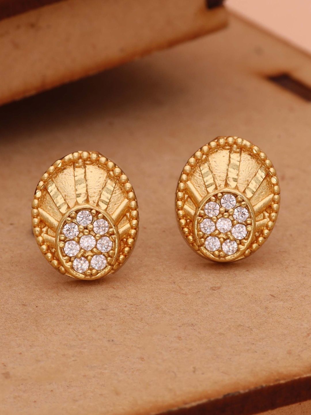 DIVASTRI Oval Studs Earrings-picture-21