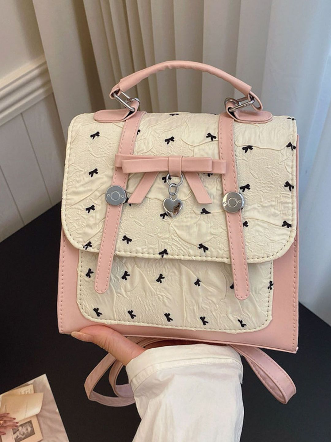 StyleCast Structured Handheld Bag-picture-34