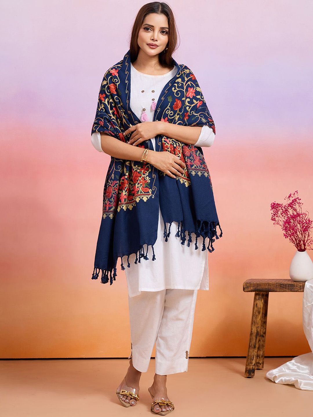 WEAVERS VILLA Floral Embroidered Shawl With Tasselled Border-picture-20