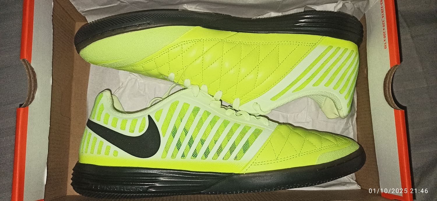 Buy Nike Unisex Lunar Gato II Indoor Court Low-Top Football Shoes