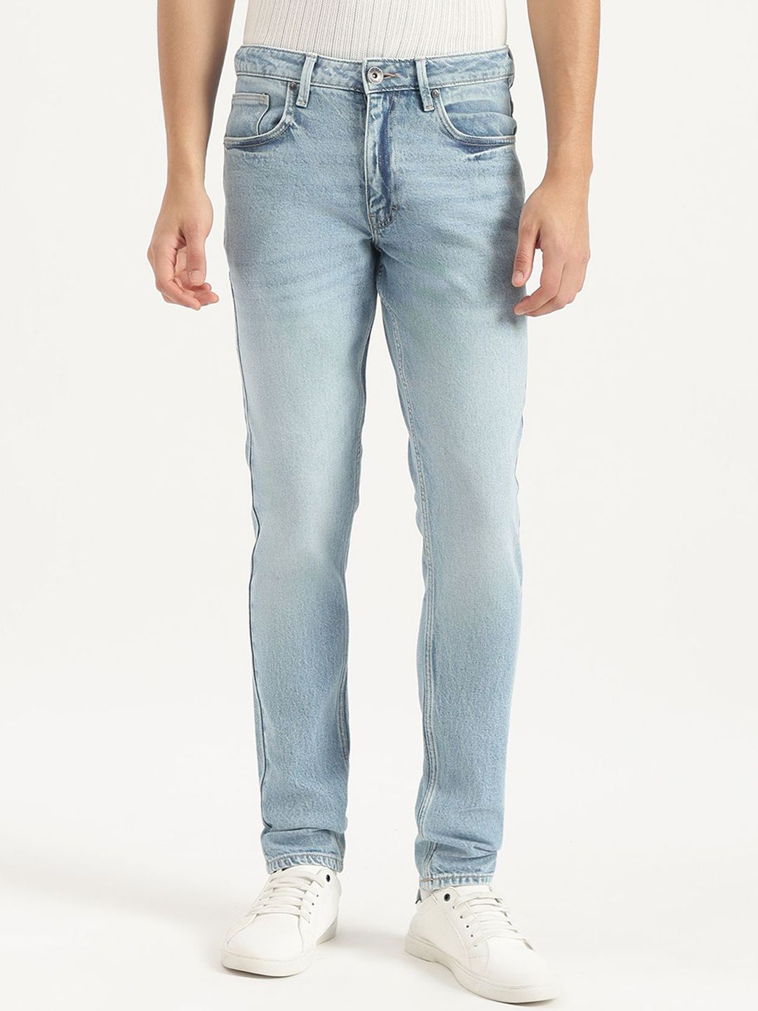 United Colors of Benetton Men Slim Fit Mid-Rise Light Fade Jeans-image-31