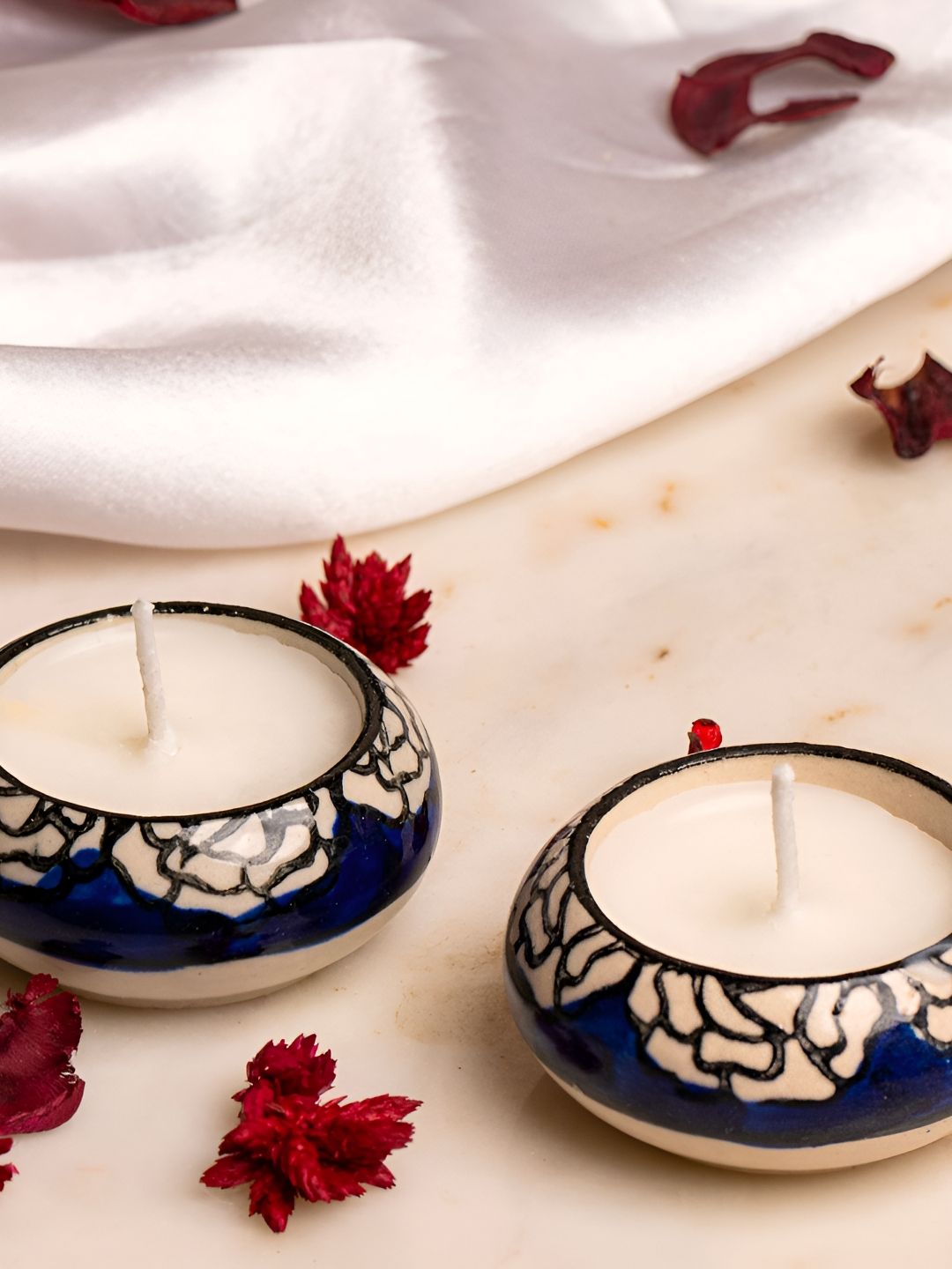 gabrunaari White & Navy Blue 2 Candle-image-4
