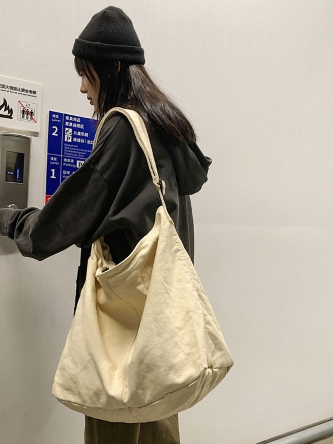 KPOP Women Solid Structured Shoulder Bag-picture-40